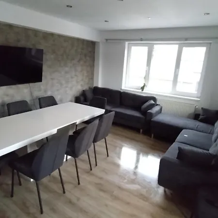Lemonhouse Apartment *